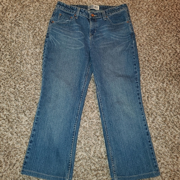 Levi's Denim - ❤Signature Levi's mid rise boot cut size 8M EUC